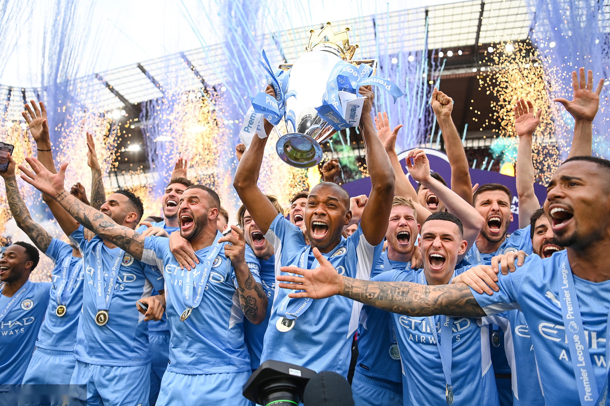 团队克服了 团队克服了